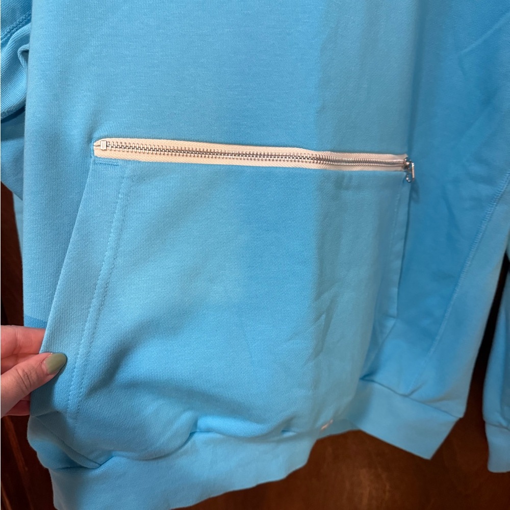 Nike sweatshirt - Picture 3 of 3